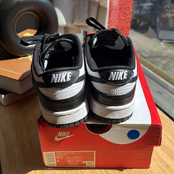 Panda Dunks - Picture 2 of 3